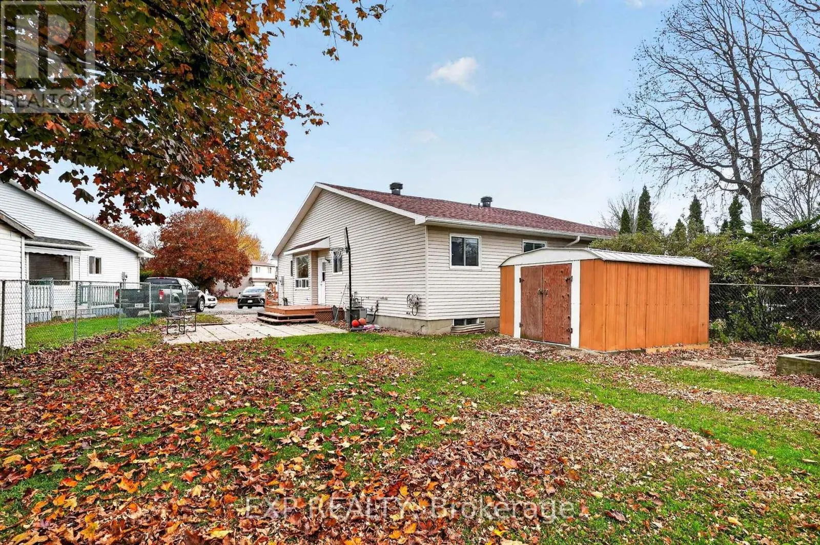 327 ANGELA CRESCENT