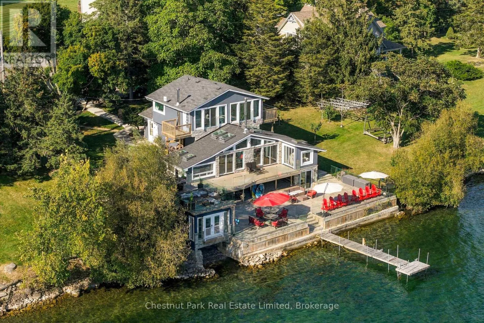 87 MCKENZIE LANE