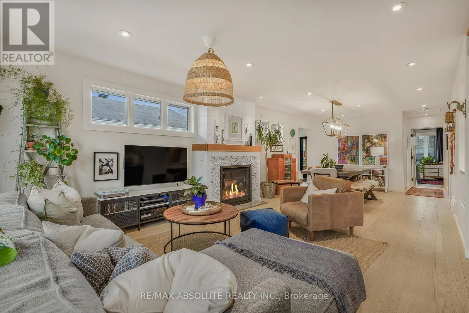 836 QUINLAN ROAD