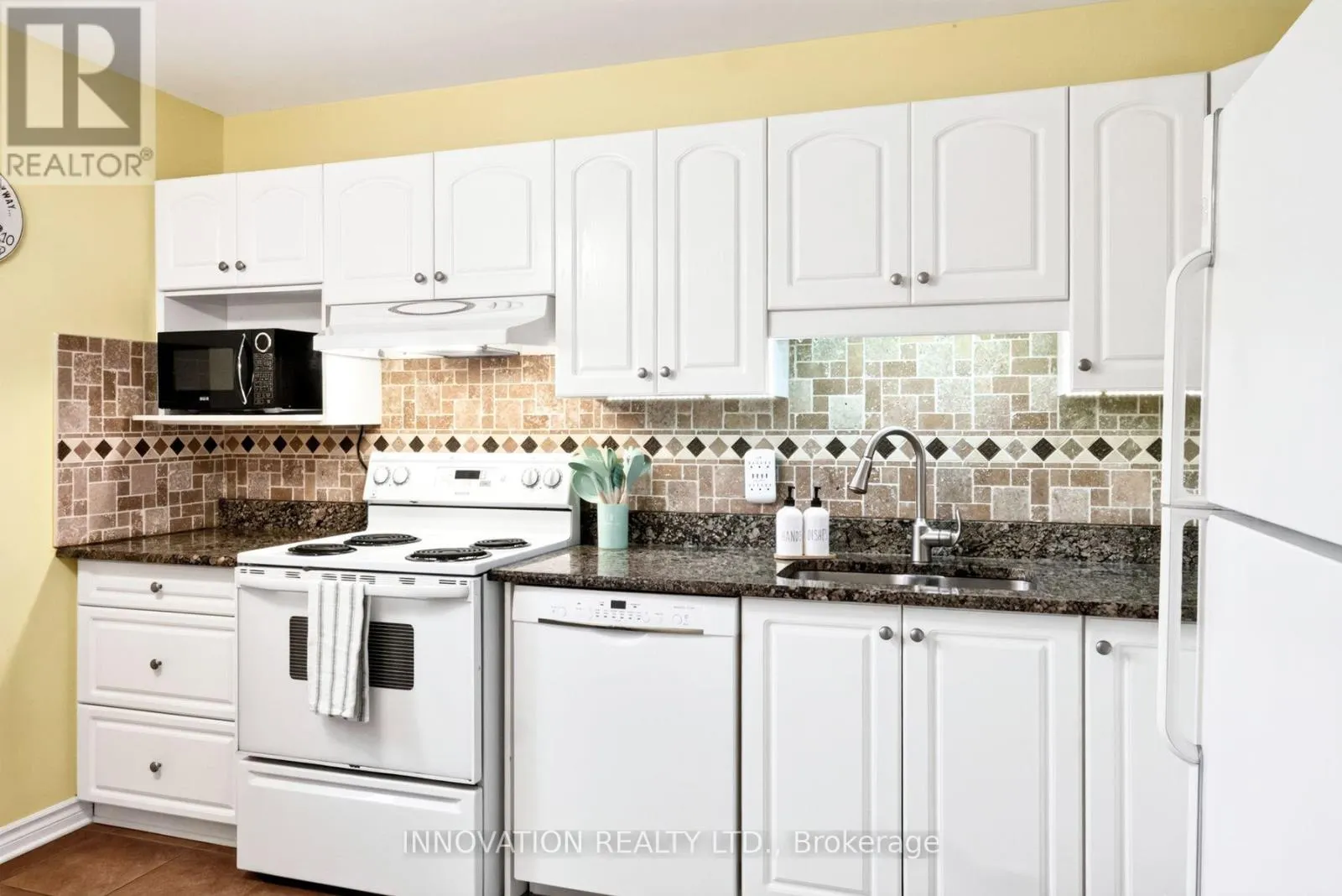 47 - 93 MCCLINTOCK WAY