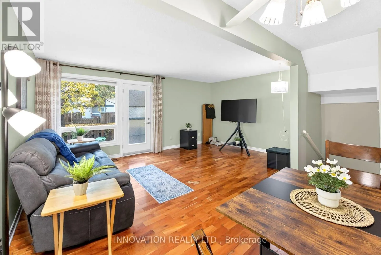 47 - 93 MCCLINTOCK WAY