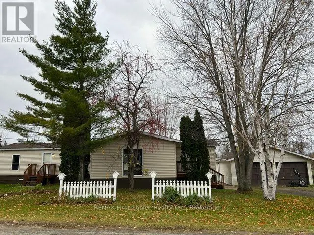 9 CHARLES STREET