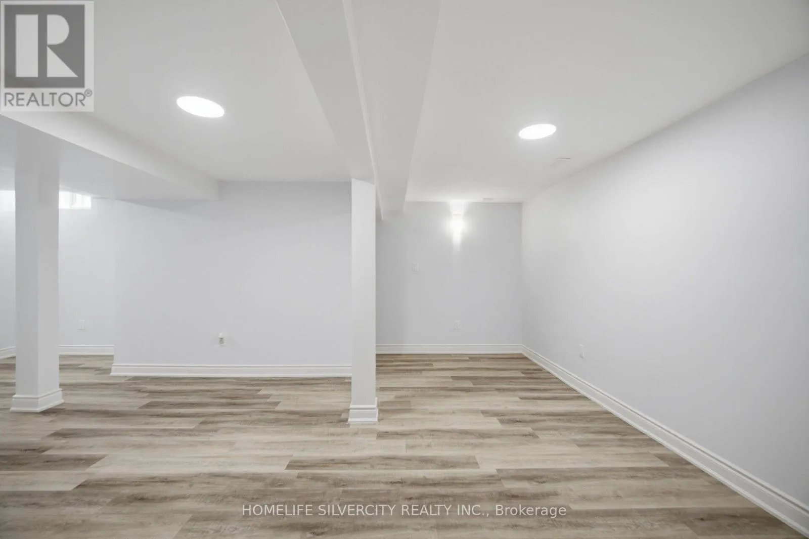 731 ELGIN STREET N