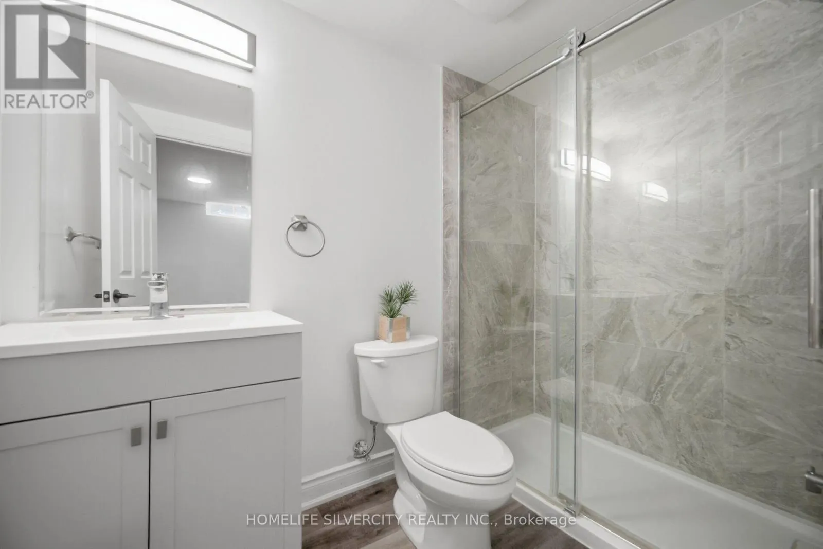 731 ELGIN STREET N