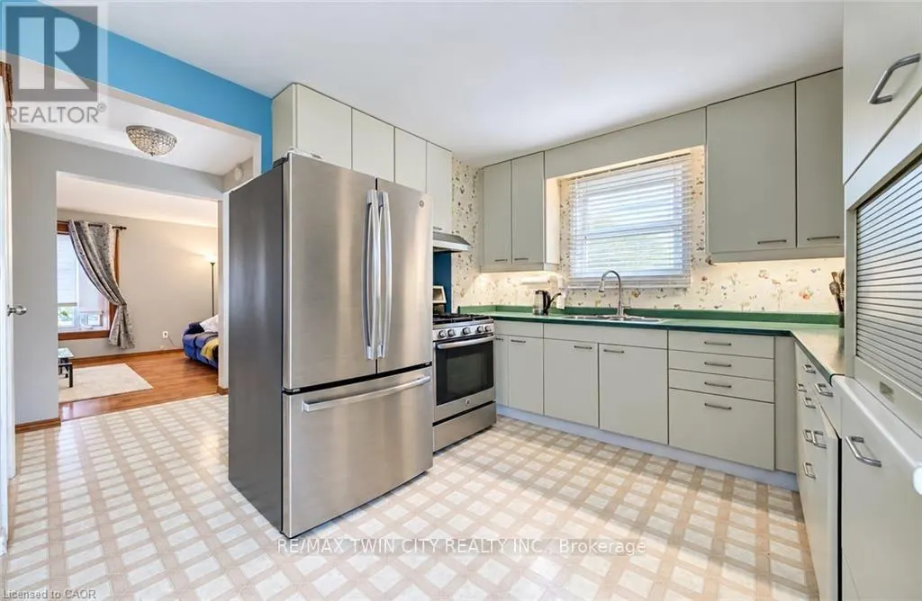 136 SEKURA CRESCENT