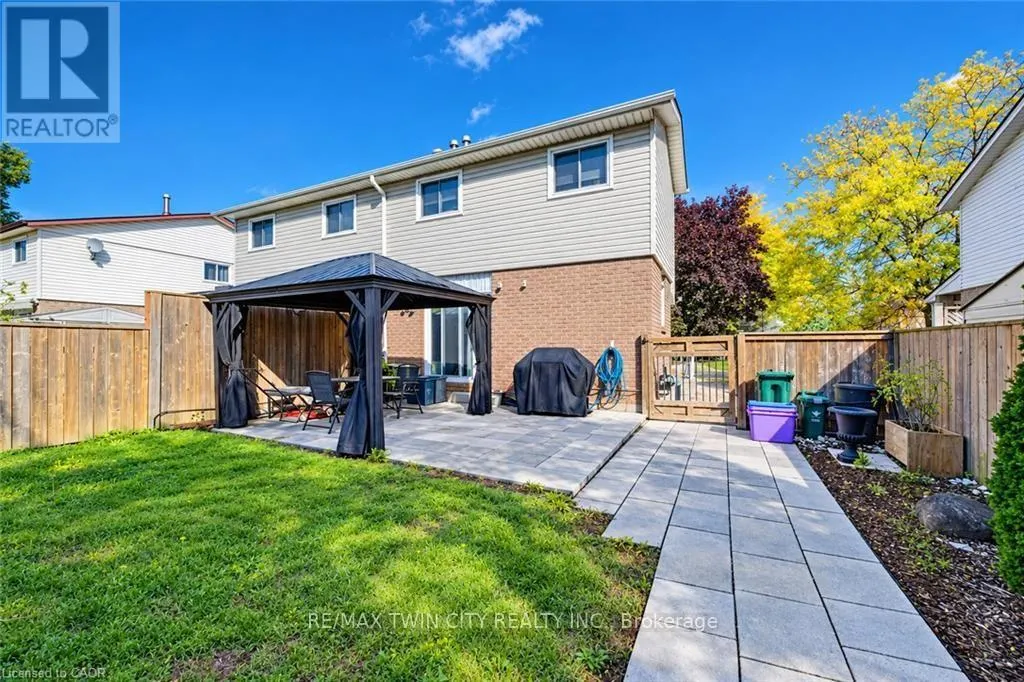 136 SEKURA CRESCENT