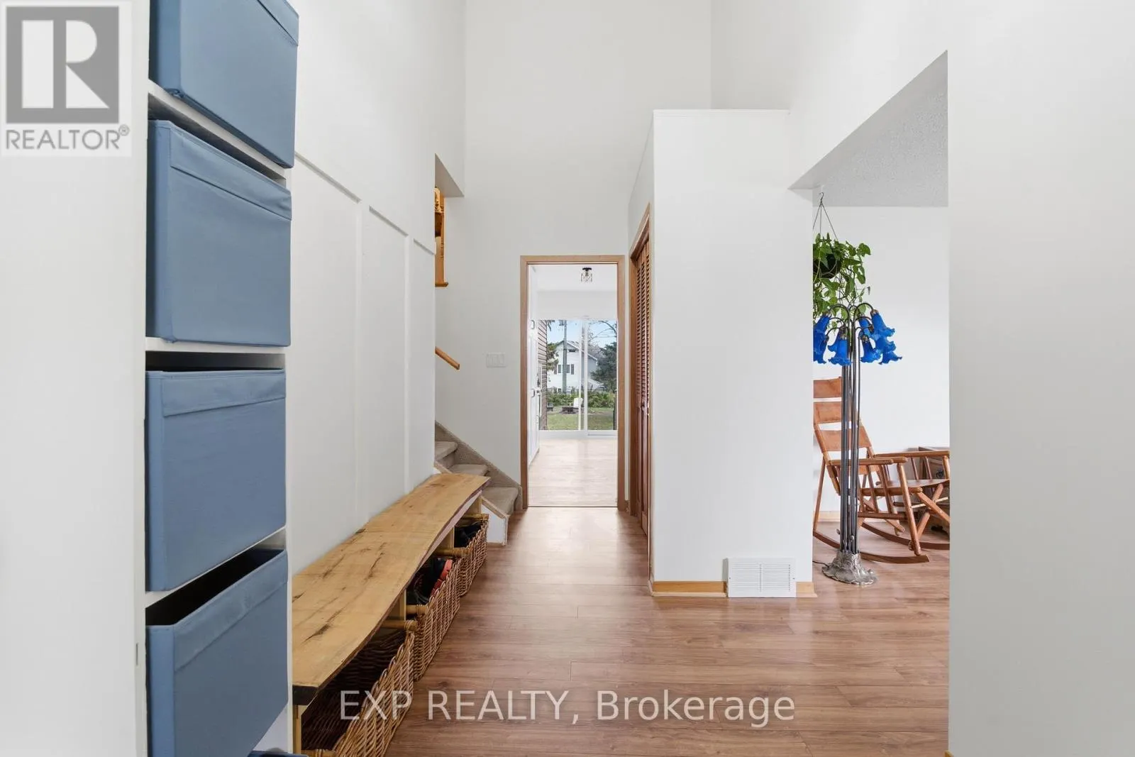 5 ISLAND PARK DRIVE