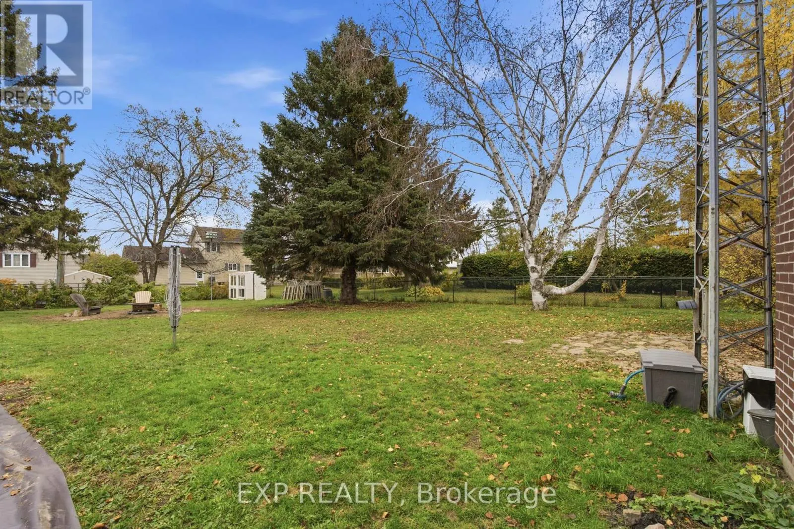 5 ISLAND PARK DRIVE