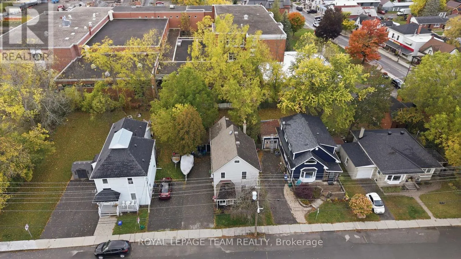 224 REUBEN CRESCENT