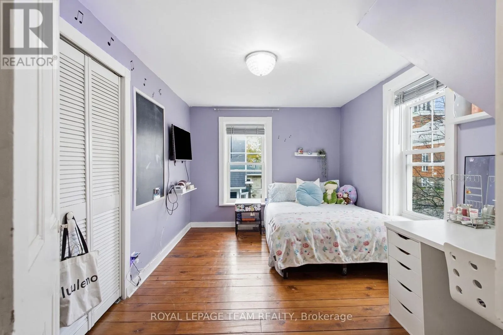 224 REUBEN CRESCENT