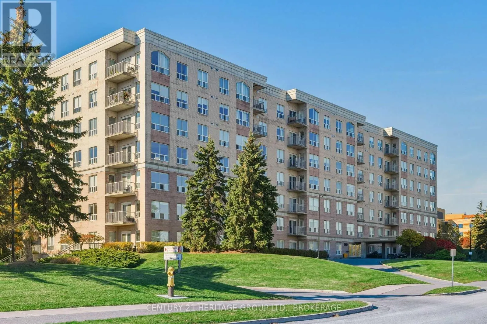 409 - 350 WELLINGTON STREET #409