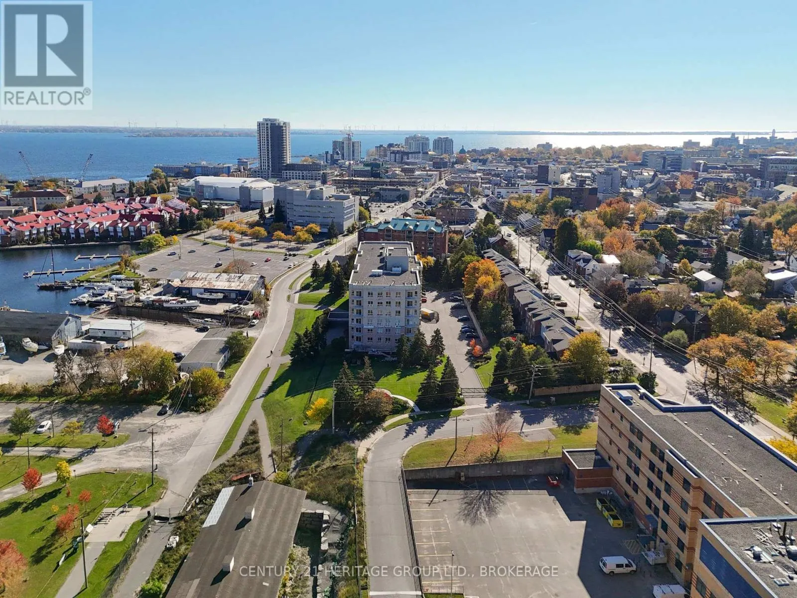 409 - 350 WELLINGTON STREET #409