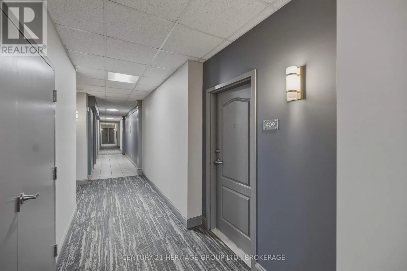 409 - 350 WELLINGTON STREET #409