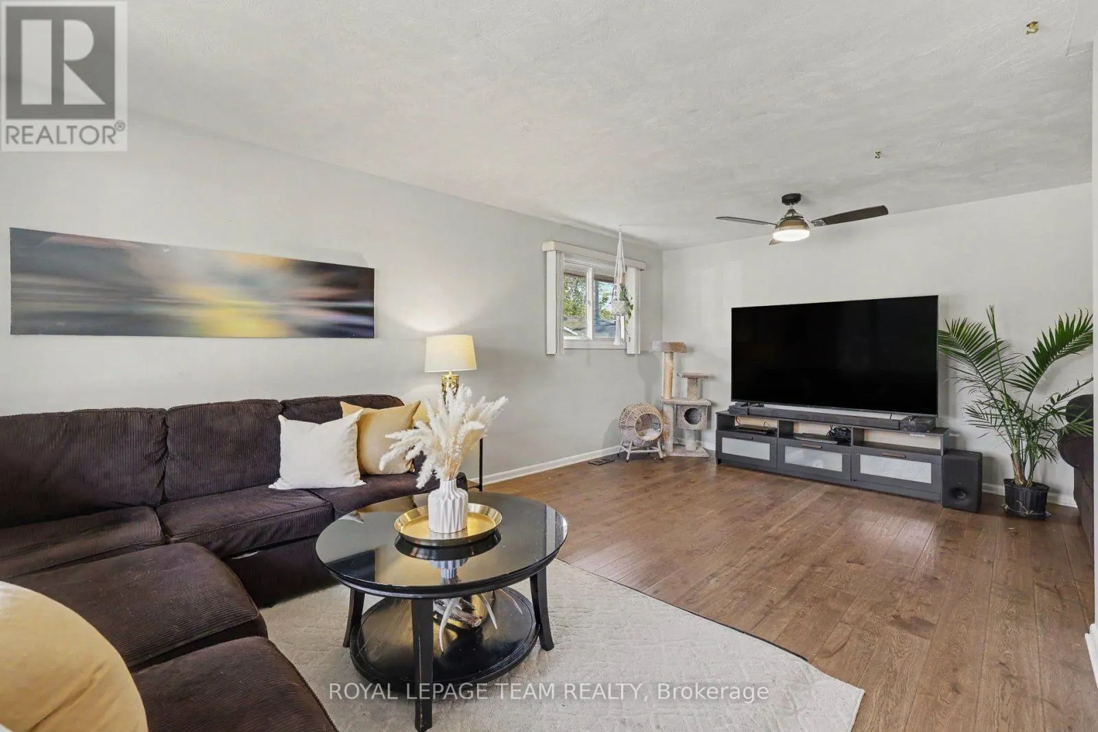 1126 MINNETONKA ROAD