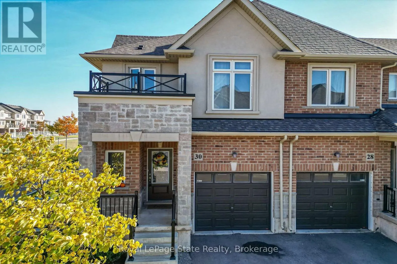 30 MOCKINGBIRD LANE
