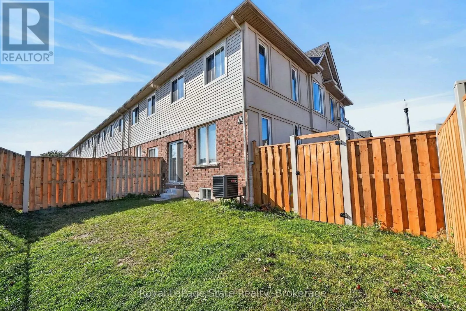 30 MOCKINGBIRD LANE
