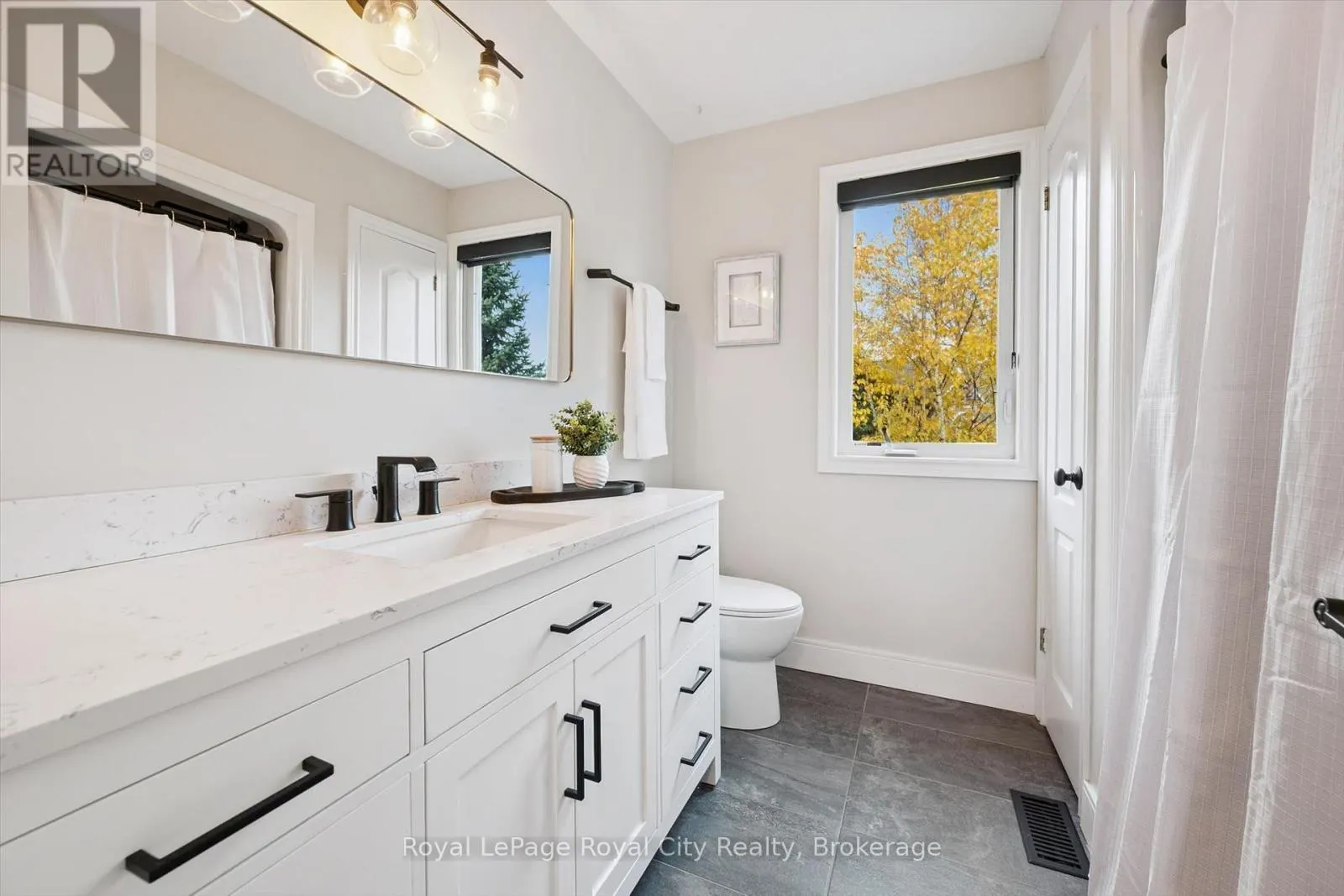 3 TRUESDALE CRESCENT