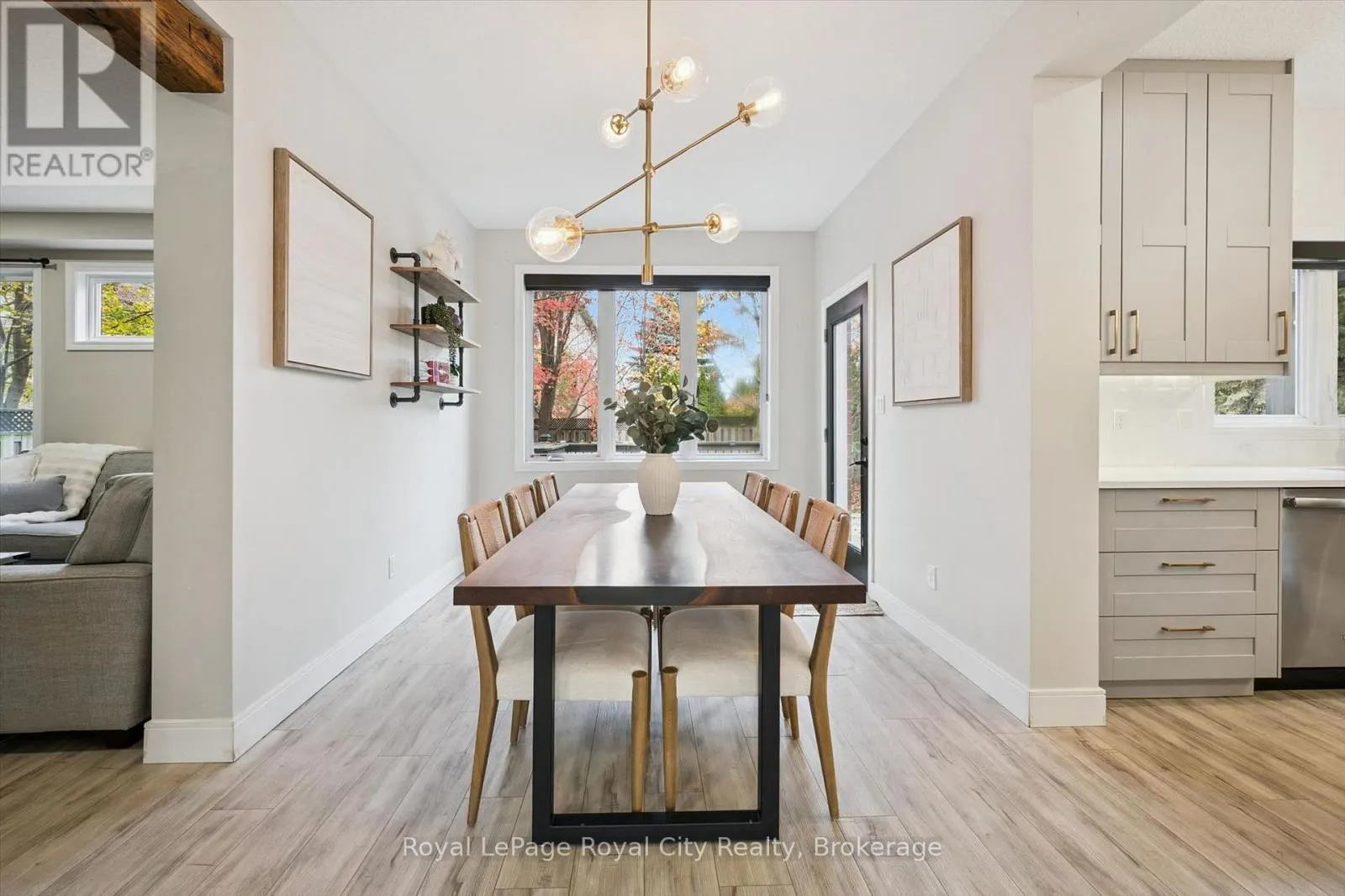 3 TRUESDALE CRESCENT