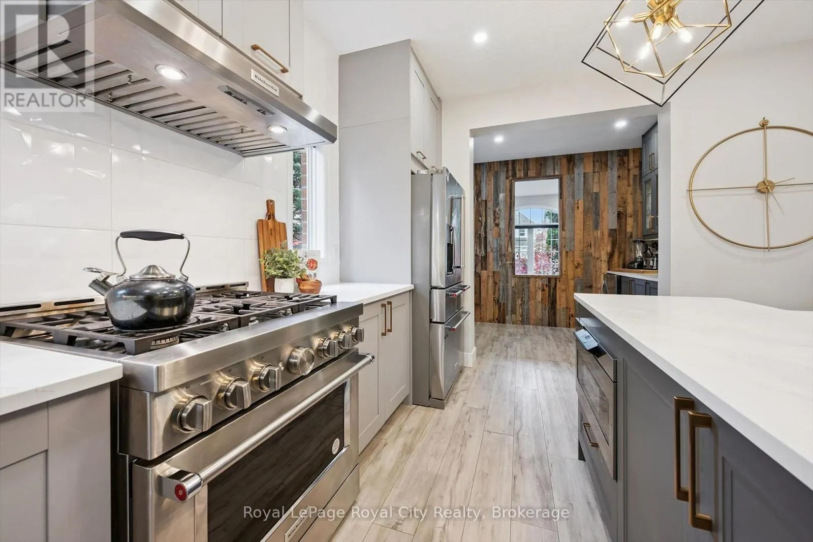 3 TRUESDALE CRESCENT