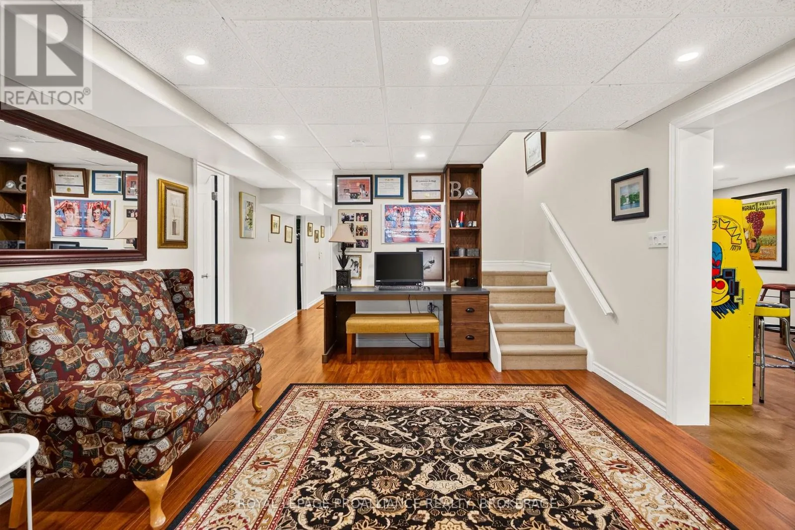 862 OLD COLONY ROAD