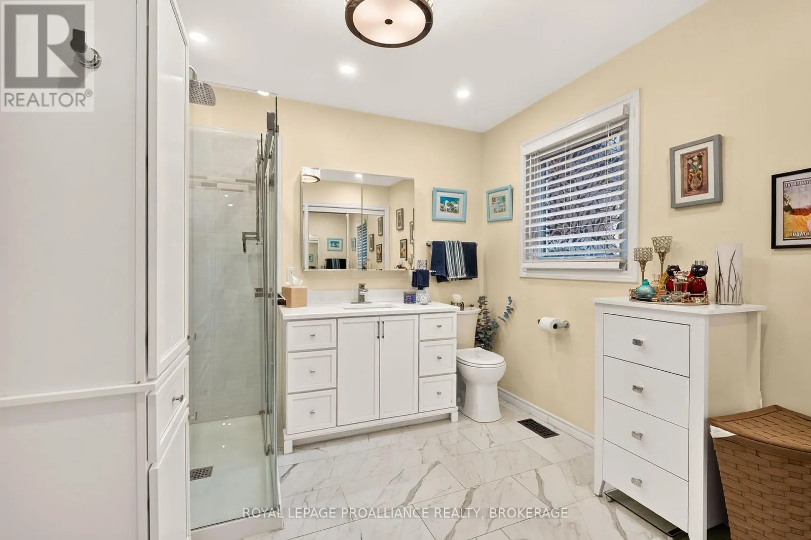 862 OLD COLONY ROAD