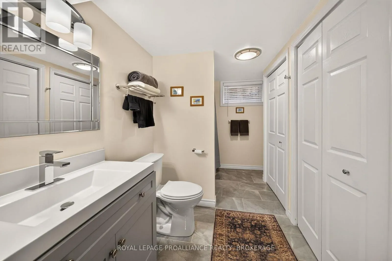 862 OLD COLONY ROAD