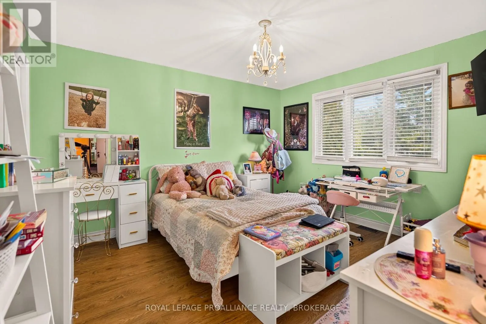 862 OLD COLONY ROAD
