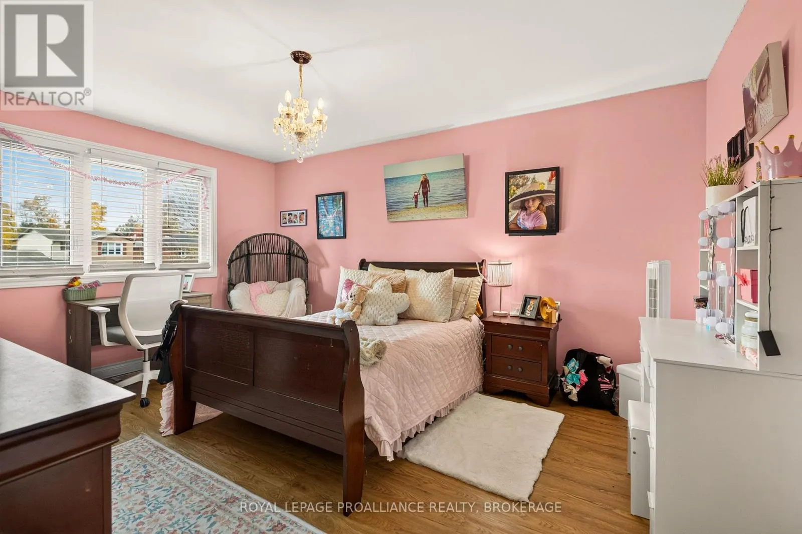 862 OLD COLONY ROAD