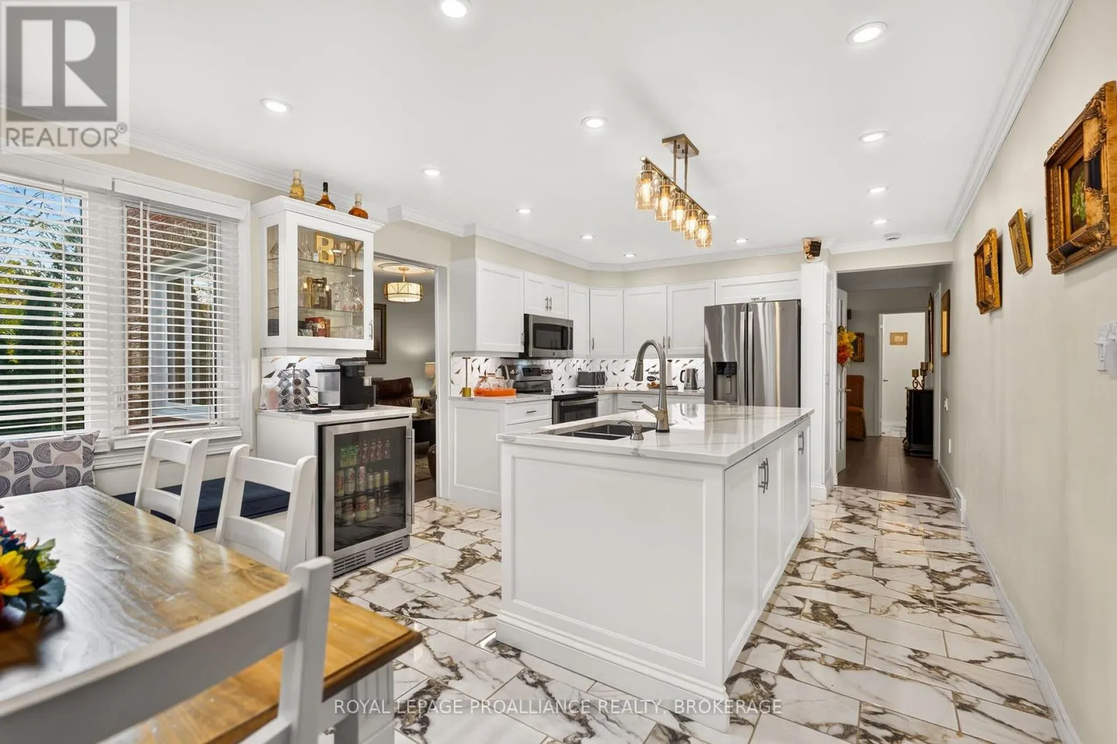 862 OLD COLONY ROAD