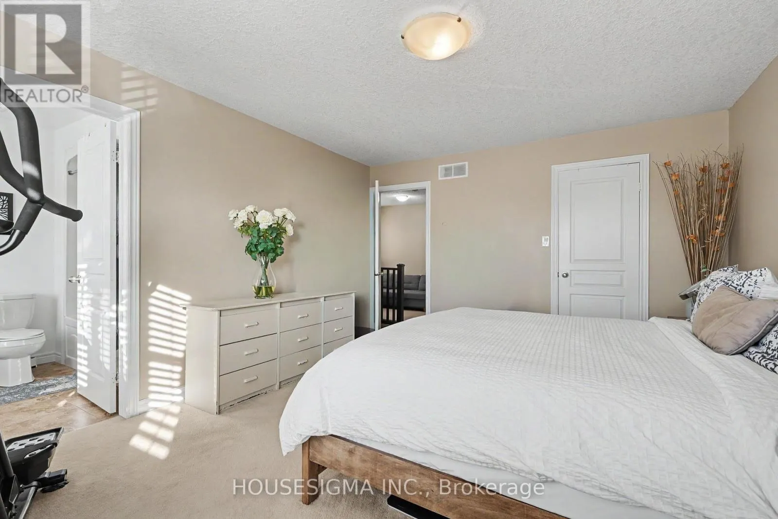 157 HIGHGATE HEIGHTS