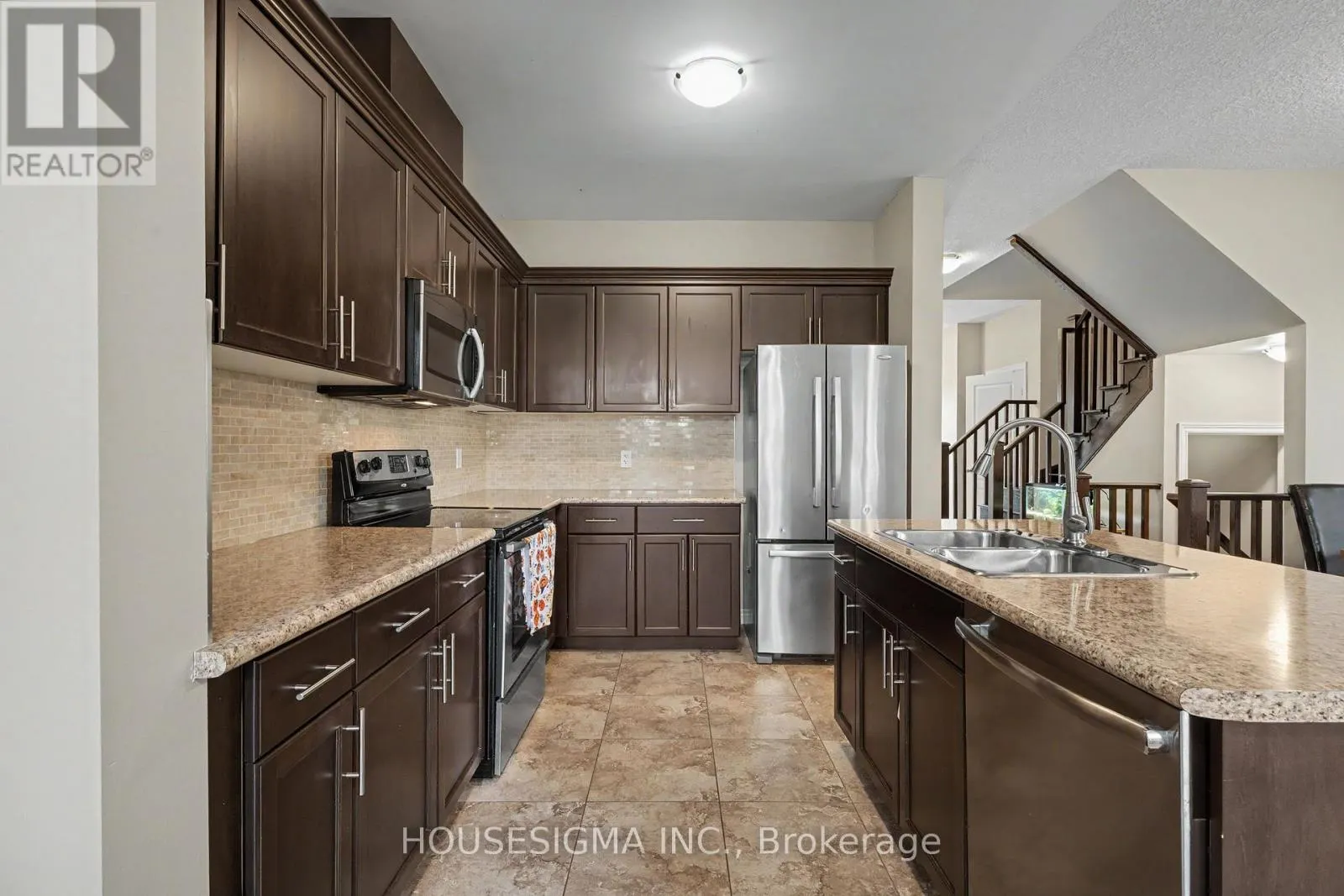 157 HIGHGATE HEIGHTS