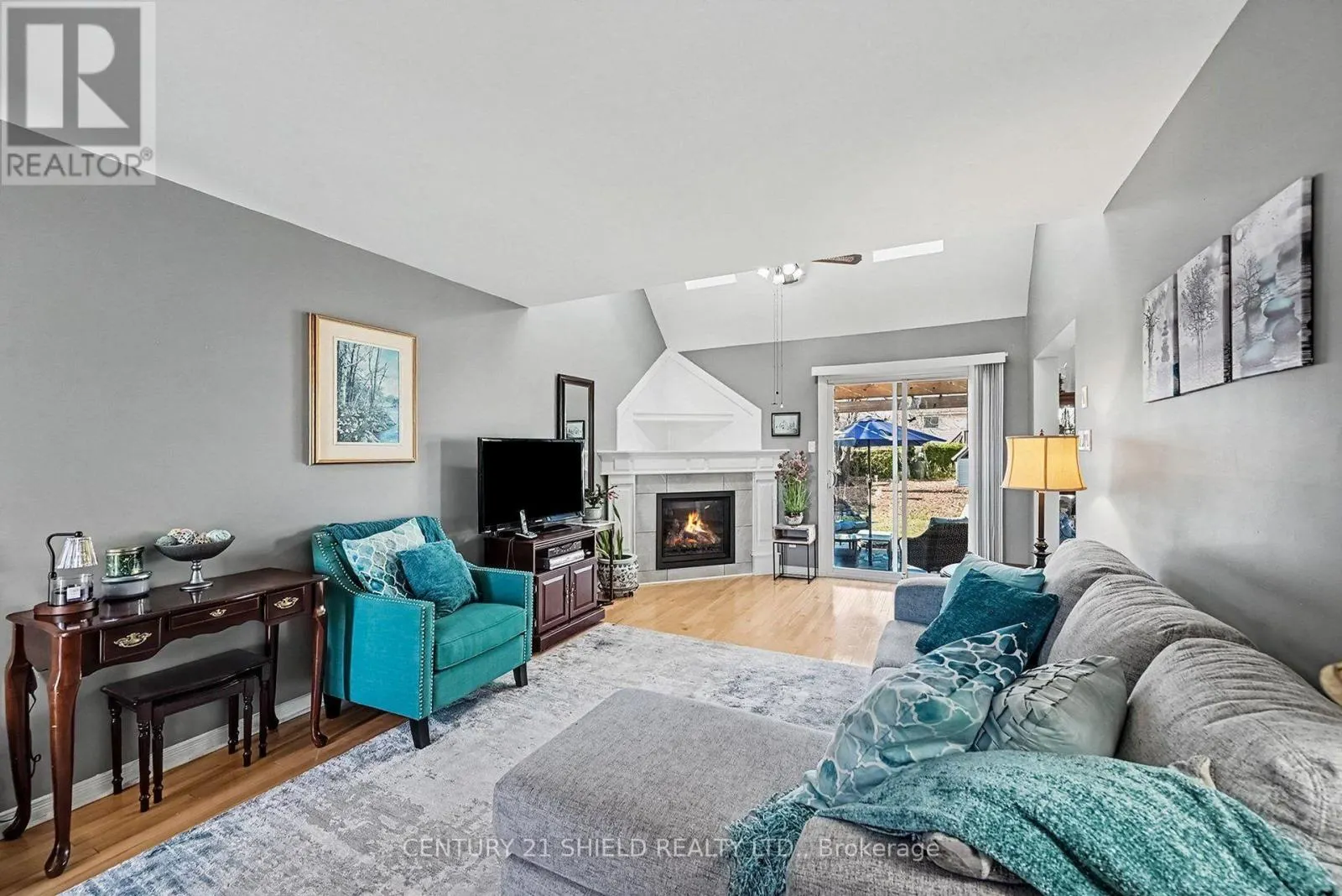 394 ELLEN AVENUE