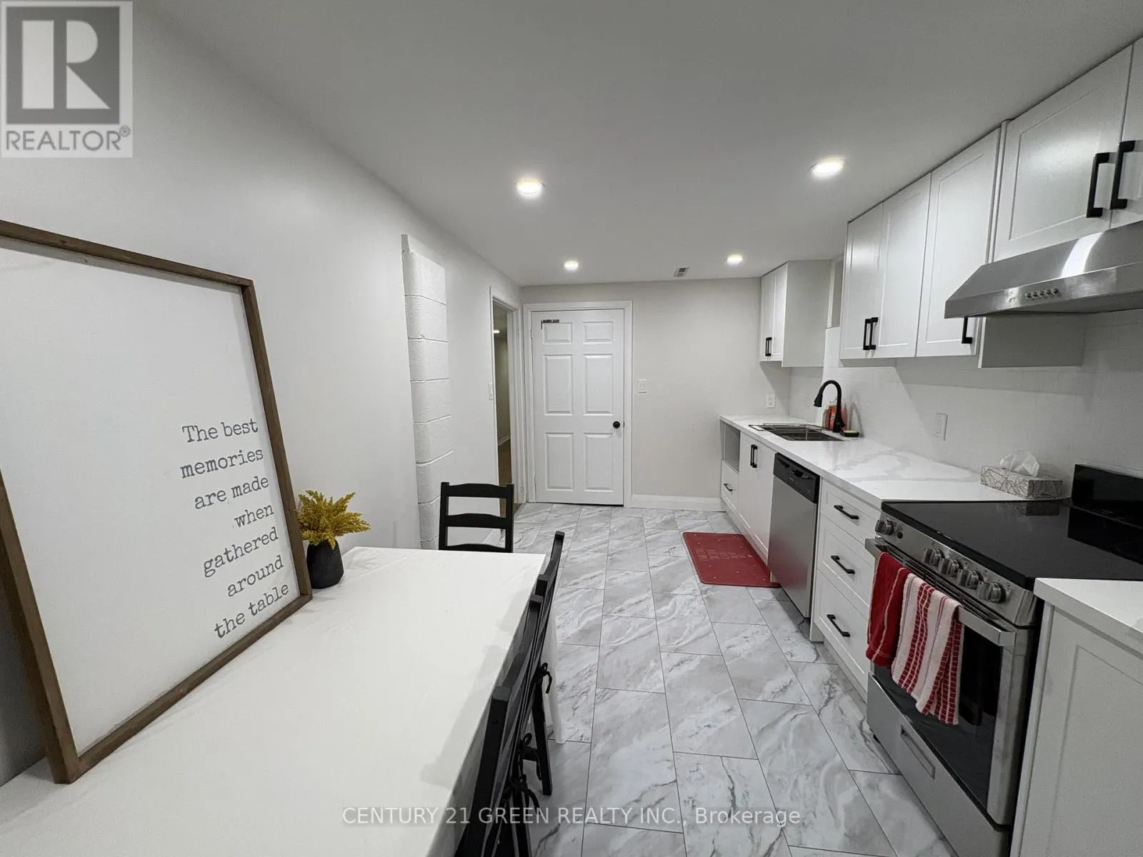 BSMT - 6558 HUGGINS STREET