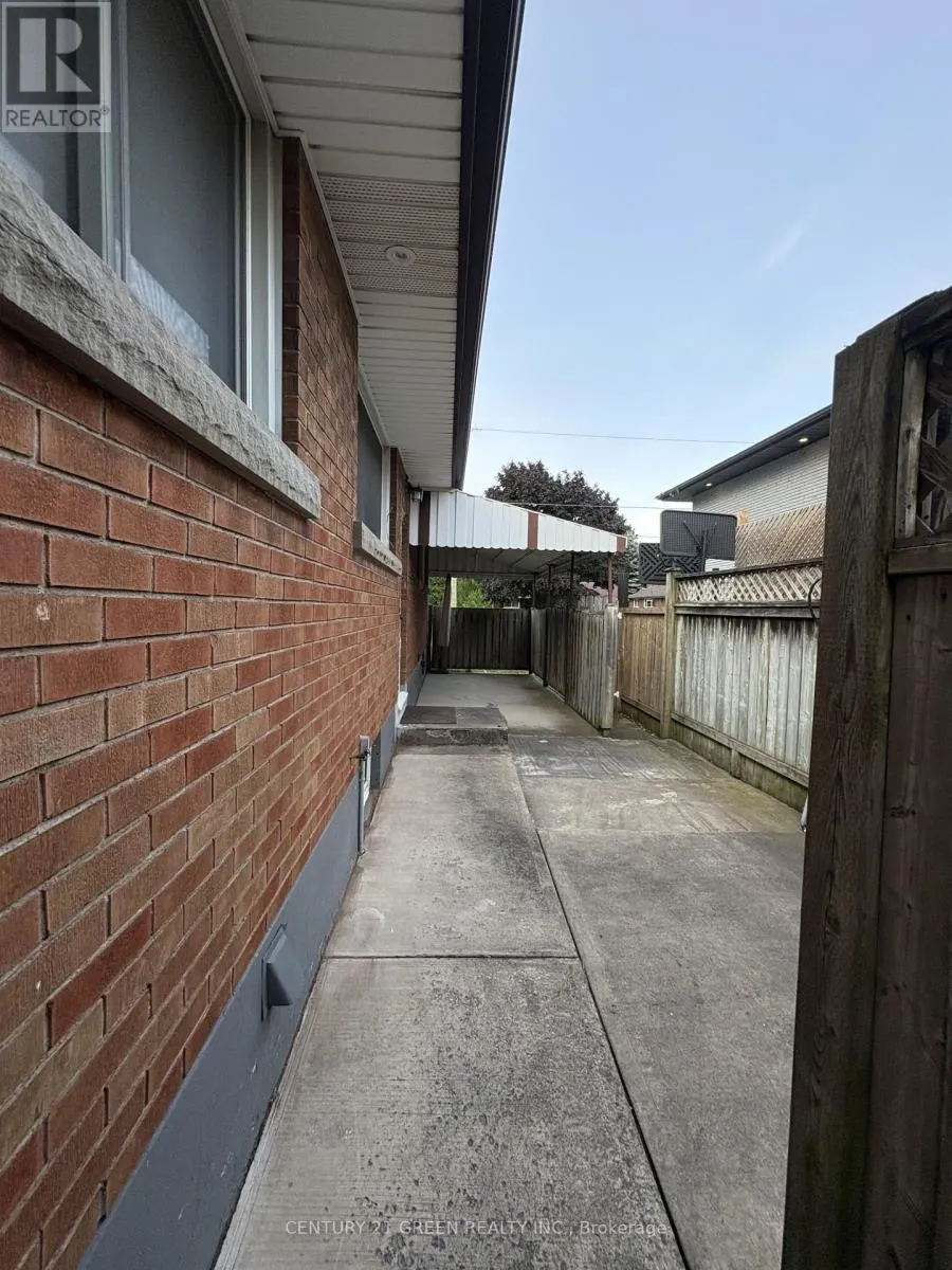 BSMT - 6558 HUGGINS STREET