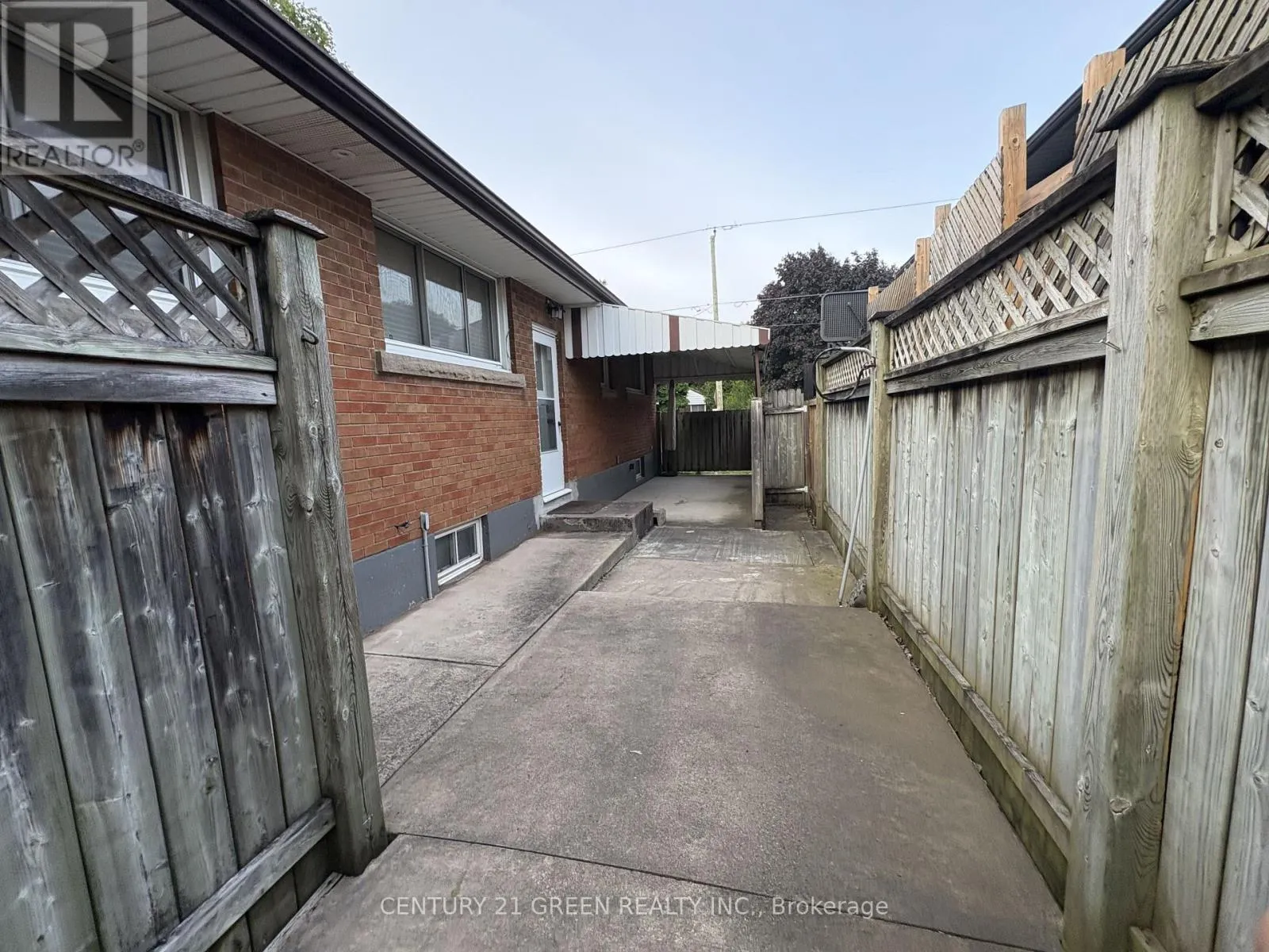 BSMT - 6558 HUGGINS STREET