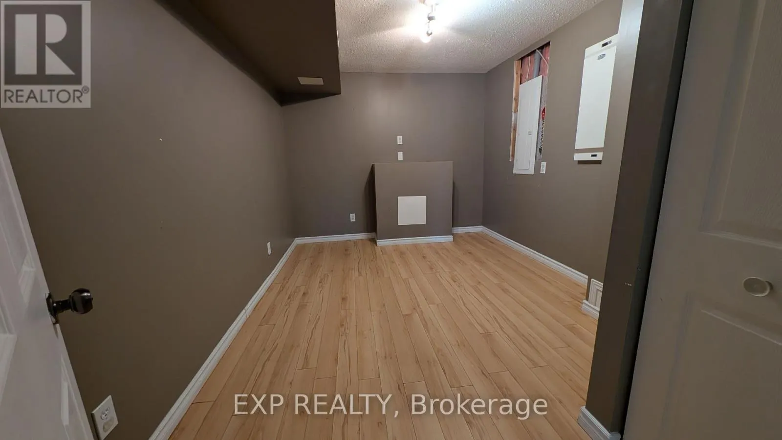 254 FLODDEN WAY