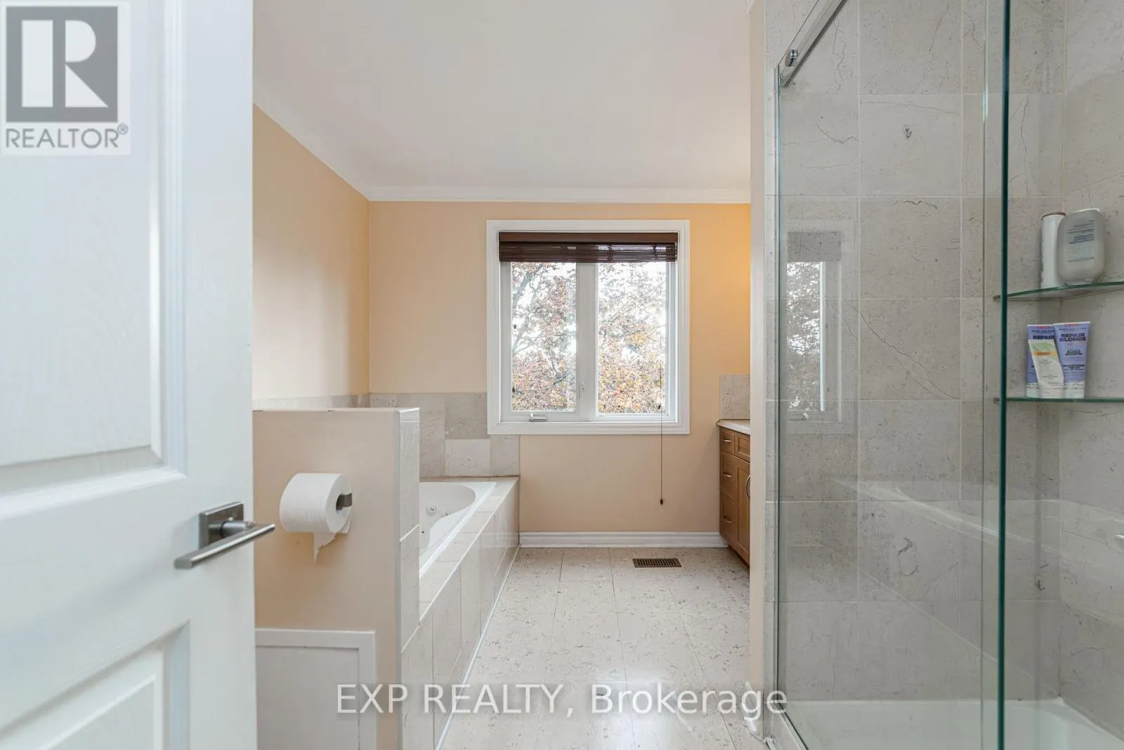 31 RASTILA CRESCENT