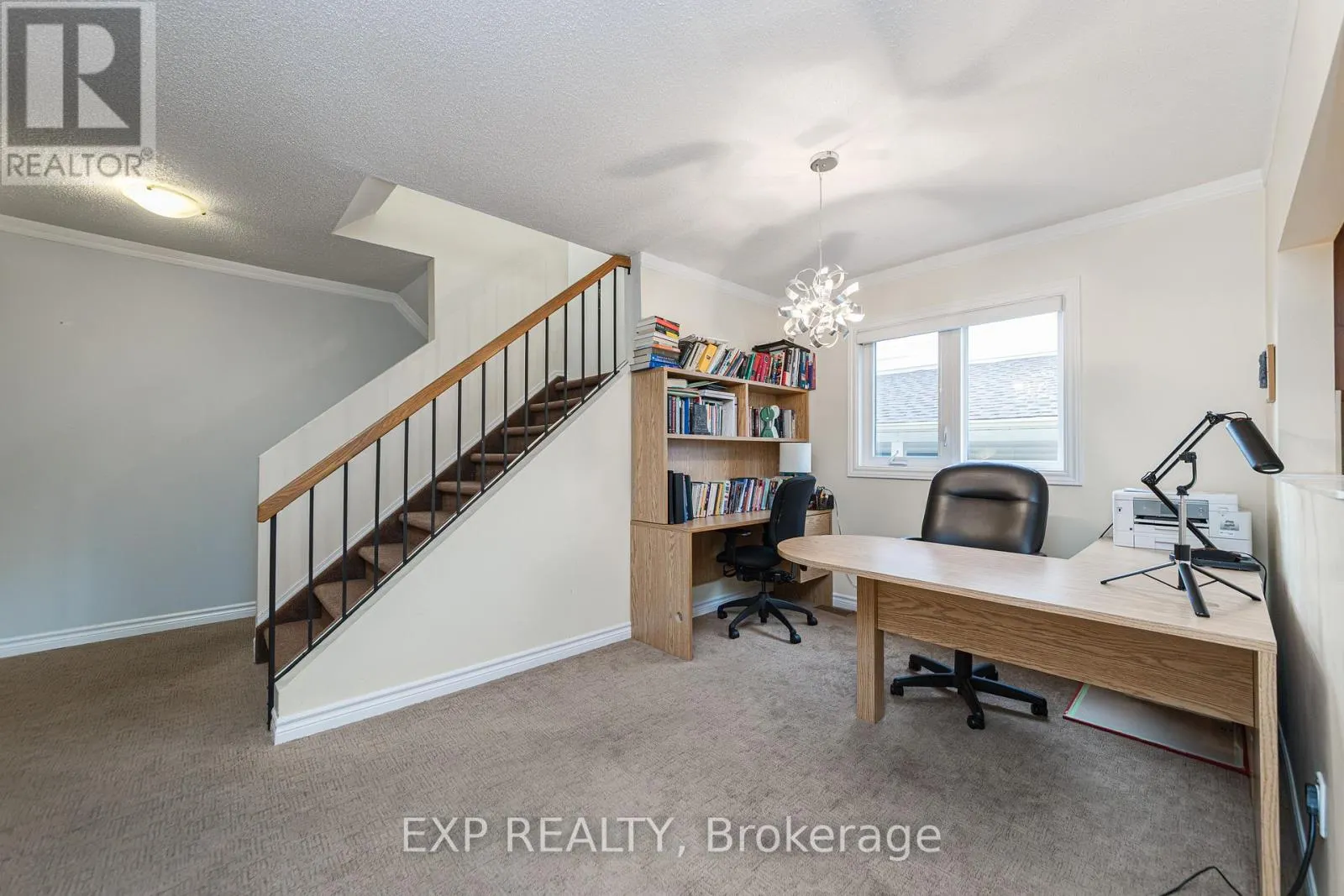 31 RASTILA CRESCENT