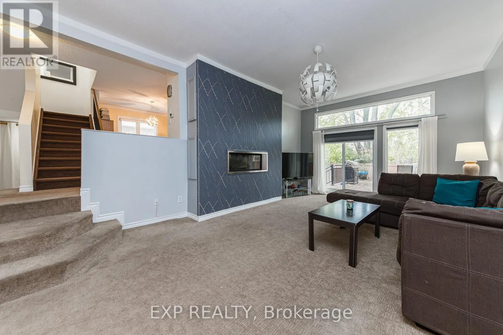 31 RASTILA CRESCENT