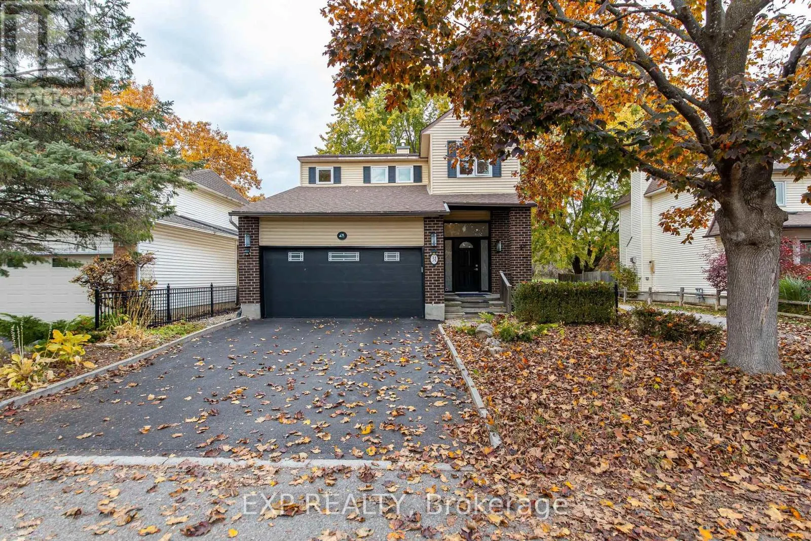 31 RASTILA CRESCENT