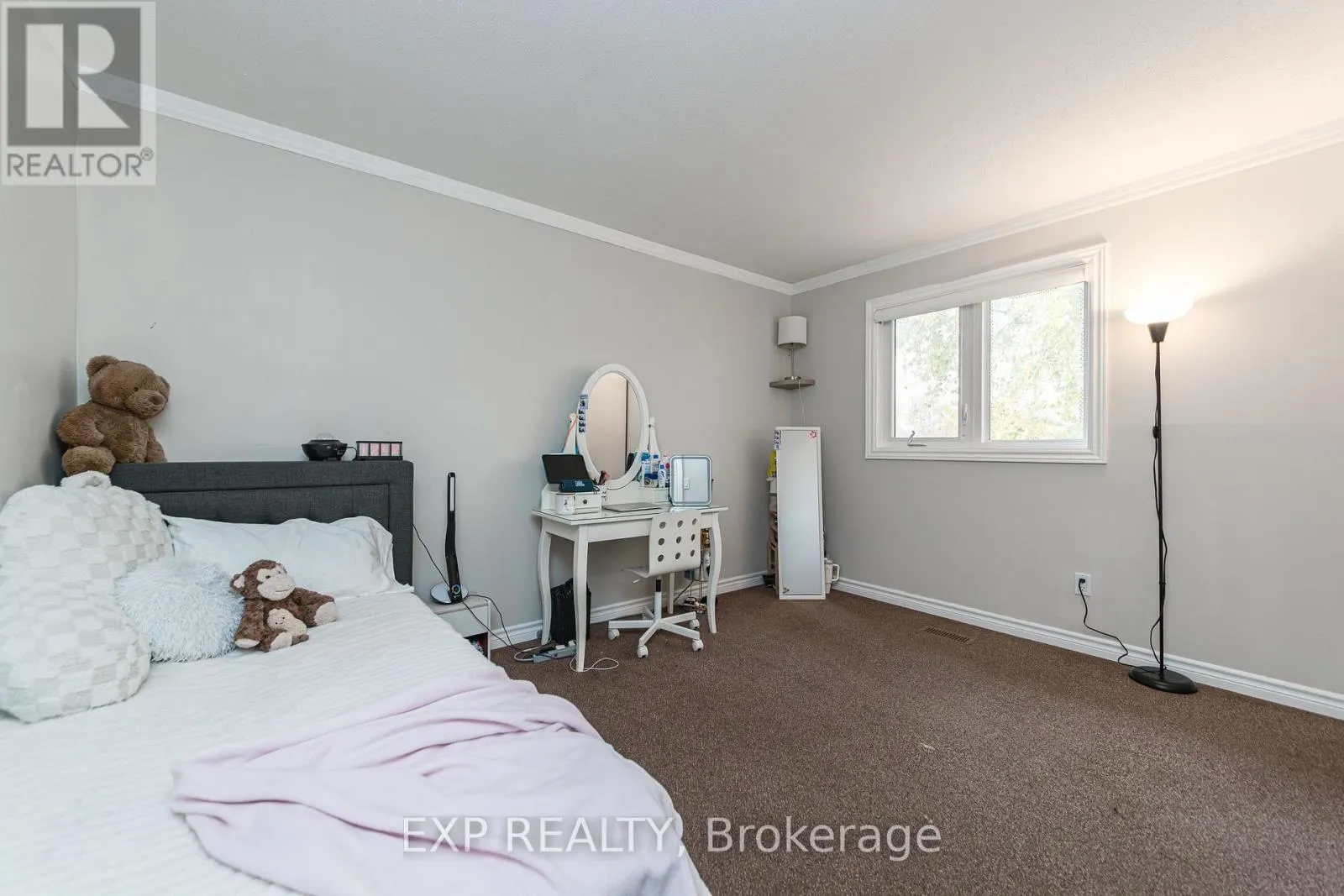 31 RASTILA CRESCENT
