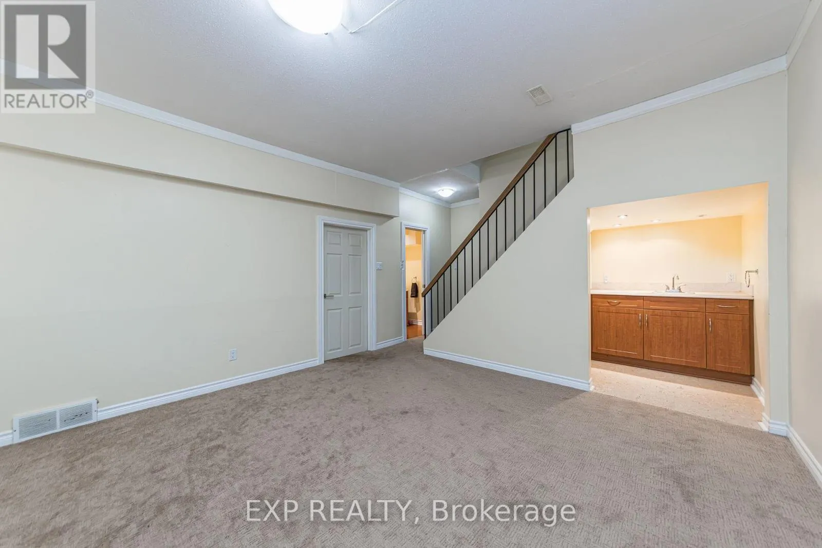 31 RASTILA CRESCENT