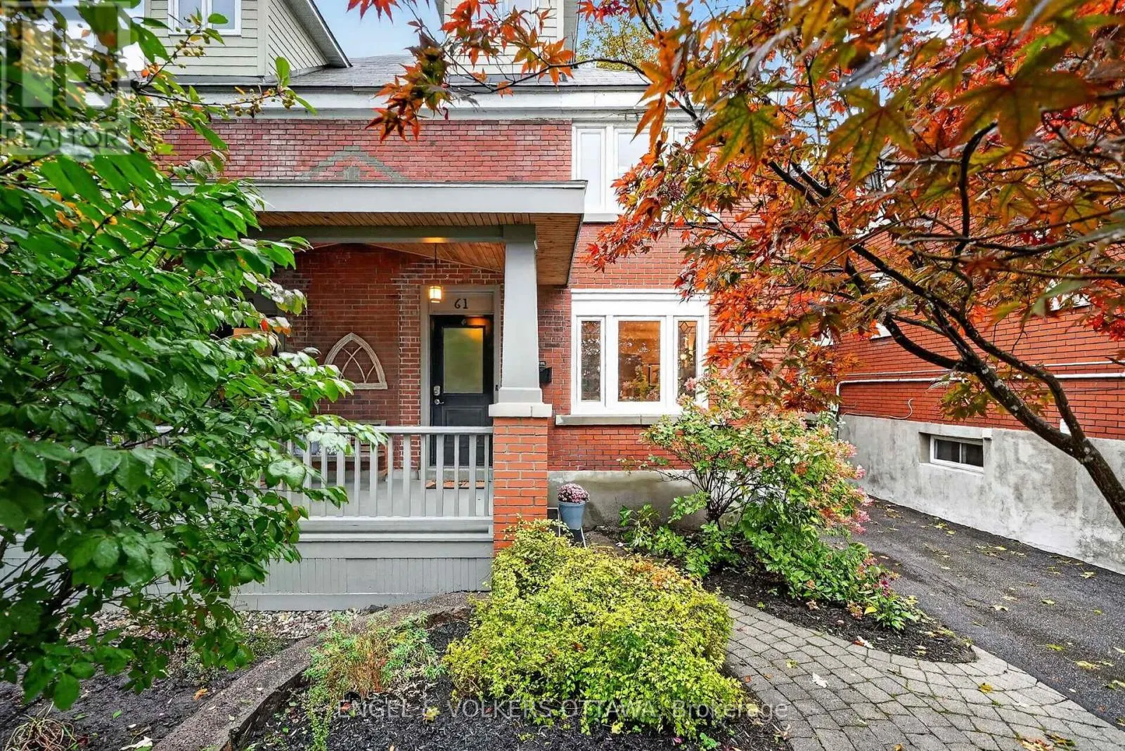 61 MURIEL STREET