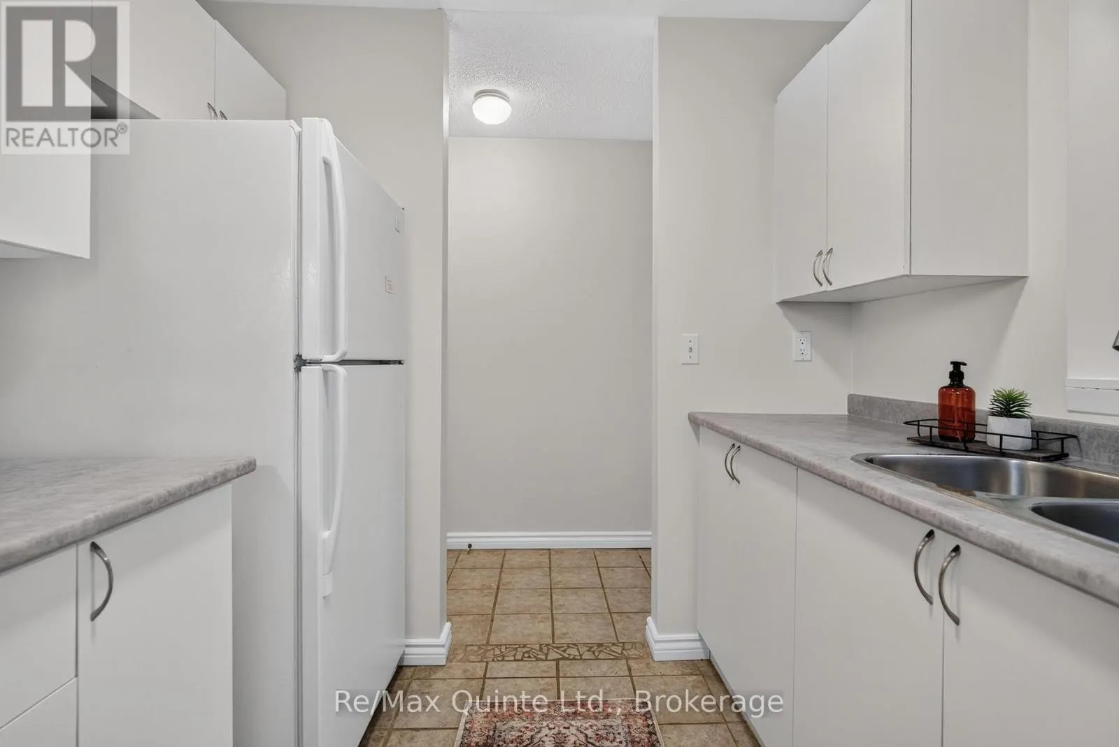 106 - 175 HAIG ROAD #106