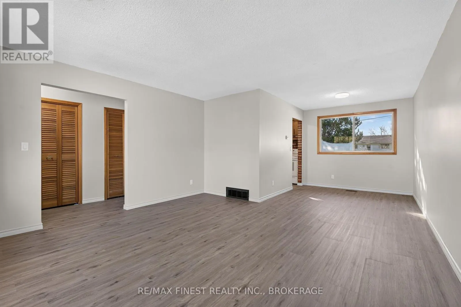 674 HARROW PLACE