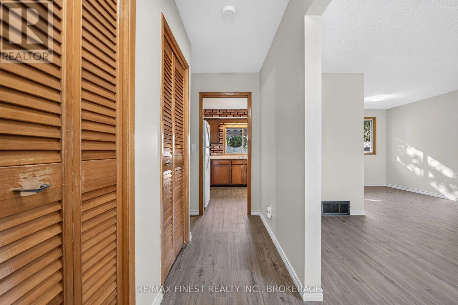 674 HARROW PLACE