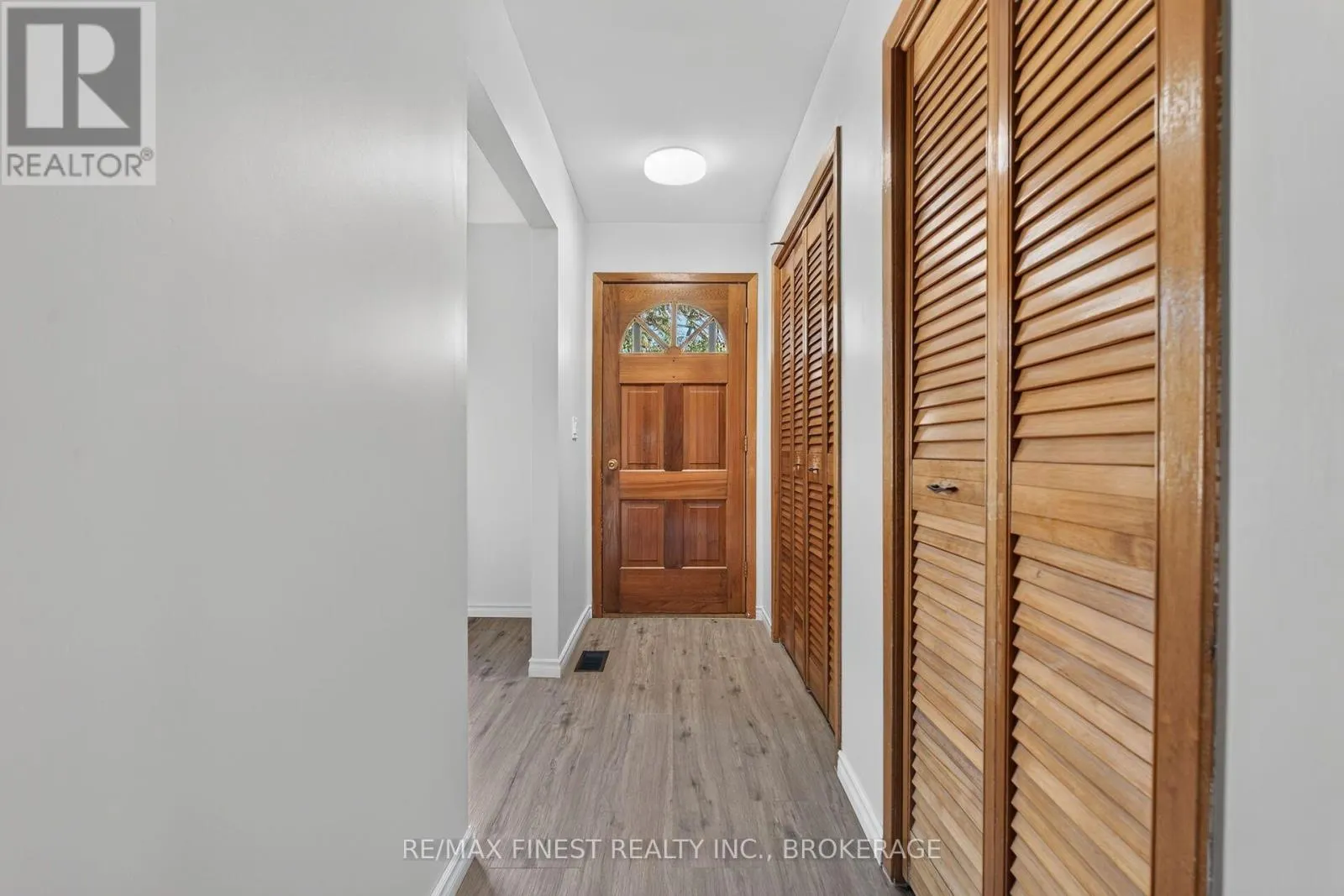 674 HARROW PLACE