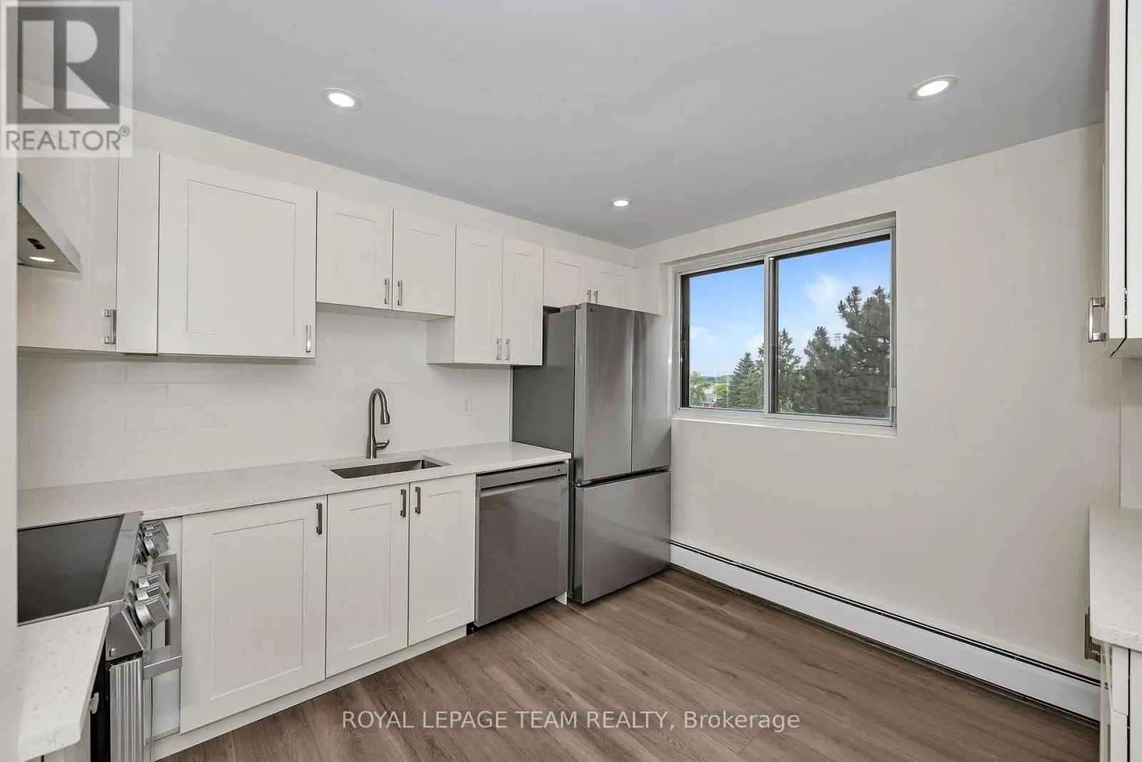 214 - 2630 SOUTHVALE CRESCENT