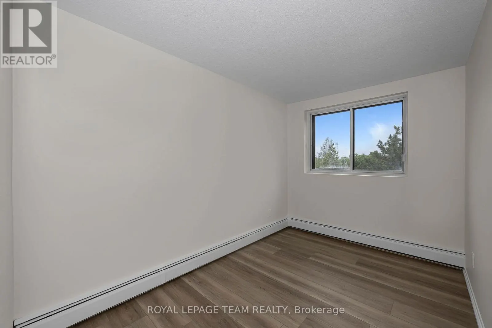 214 - 2630 SOUTHVALE CRESCENT