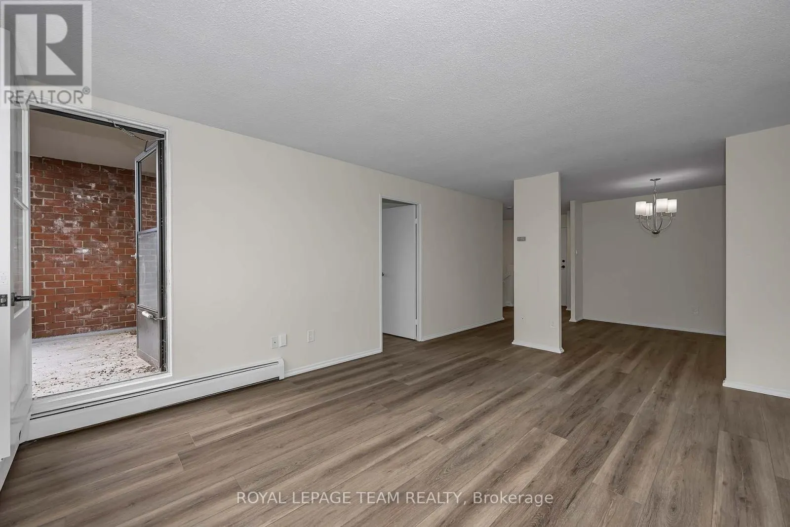 214 - 2630 SOUTHVALE CRESCENT